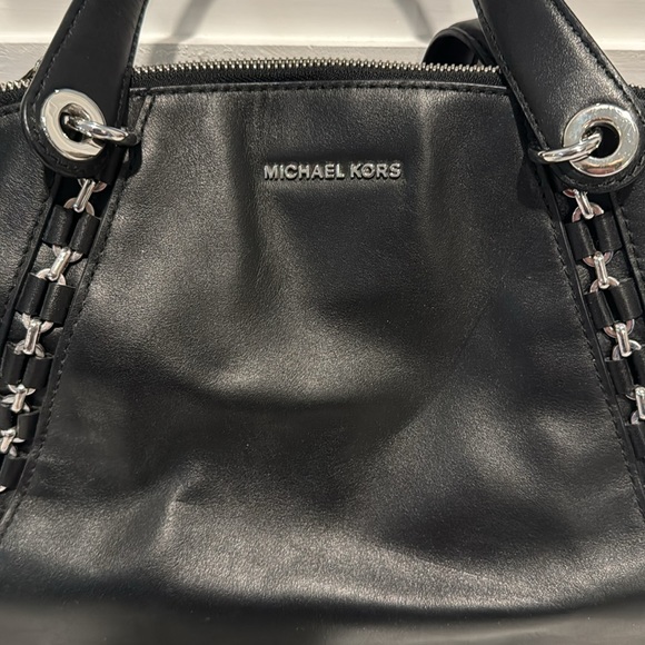 Michael Kors Sadie Satchel - Picture 2 of 5